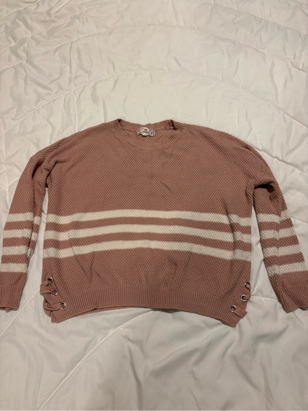 Pink Republic Dusty Rose Crewneck Sweater with White Stripes and silver rings XL
